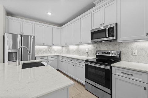 House in Wesley Chapel, Florida 4 bedrooms, 229.84 sq.m. № 1836990 - photo 7