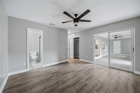House in Port Charlotte, Florida 2 bedrooms, 118.82 sq.m. № 2216132 - photo 23