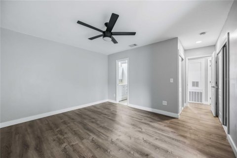 House in Port Charlotte, Florida 2 bedrooms, 118.82 sq.m. № 2216132 - photo 22
