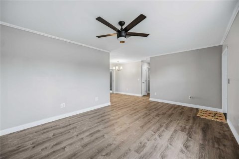 House in Port Charlotte, Florida 2 bedrooms, 118.82 sq.m. № 2216132 - photo 13