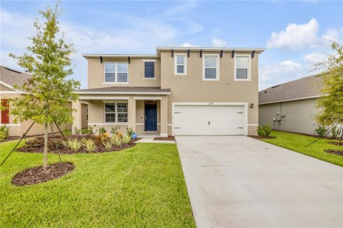 House in New Smyrna Beach, Florida 5 bedrooms, 241.64 sq.m. № 1908359 - photo 1