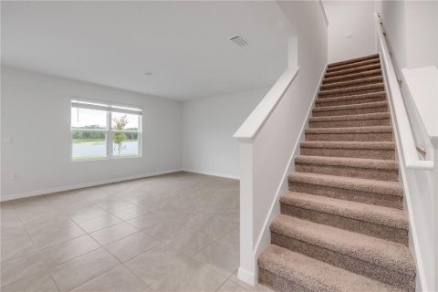 House in New Smyrna Beach, Florida 5 bedrooms, 241.64 sq.m. № 1908359 - photo 26