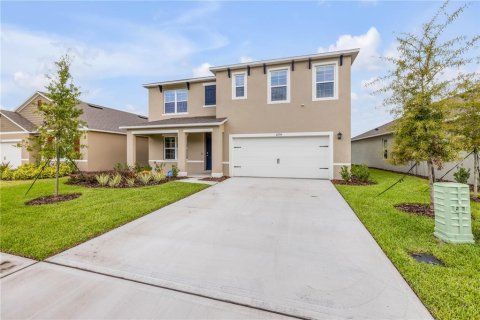 House in New Smyrna Beach, Florida 5 bedrooms, 241.64 sq.m. № 1908359 - photo 2