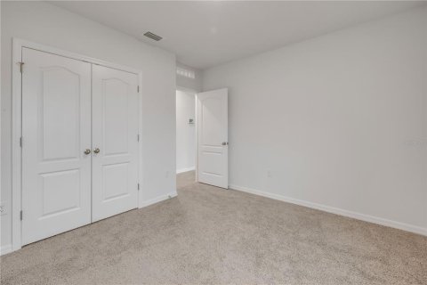 House in New Smyrna Beach, Florida 5 bedrooms, 241.64 sq.m. № 1908359 - photo 25