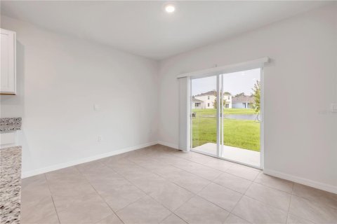 House in New Smyrna Beach, Florida 5 bedrooms, 241.64 sq.m. № 1908359 - photo 17