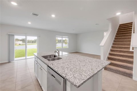 House in New Smyrna Beach, Florida 5 bedrooms, 241.64 sq.m. № 1908359 - photo 15