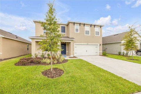 House in New Smyrna Beach, Florida 5 bedrooms, 241.64 sq.m. № 1908359 - photo 3