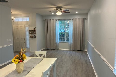 Villa ou maison à vendre à Orlando, Floride: 4 chambres, 181.35 m2 № 2410161 - photo 3