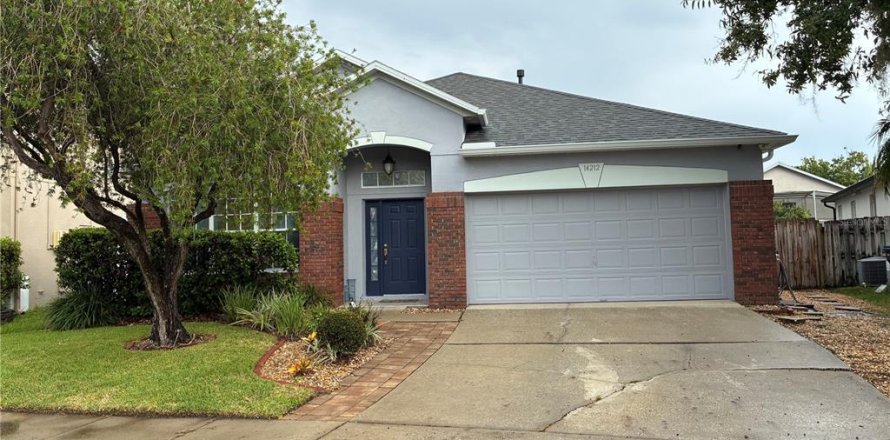Villa ou maison à Orlando, Floride 4 chambres, 181.35 m2 № 2410161