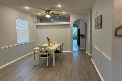 Villa ou maison à vendre à Orlando, Floride: 4 chambres, 181.35 m2 № 2410161 - photo 2