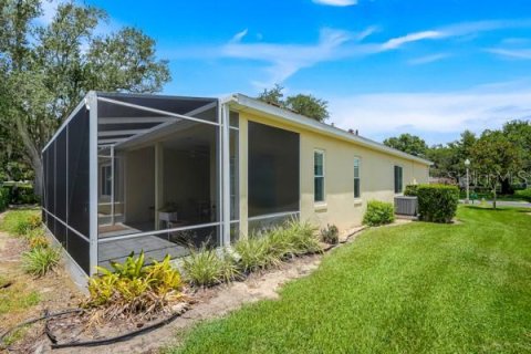 House in Clermont, Florida 2 bedrooms, 159.61 sq.m. № 2231487 - photo 24