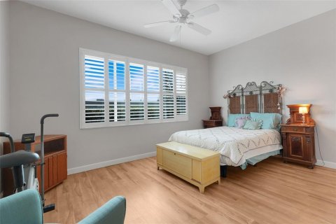 House in Clermont, Florida 2 bedrooms, 159.61 sq.m. № 2231487 - photo 17