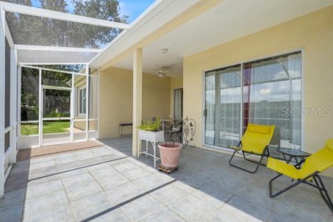 House in Clermont, Florida 2 bedrooms, 159.61 sq.m. № 2231487 - photo 22