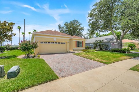 House in Clermont, Florida 2 bedrooms, 159.61 sq.m. № 2231487 - photo 3