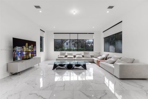 Villa ou maison à vendre à Southwest Ranches, Floride: 6 chambres, 525.92 m2 № 2011889 - photo 10