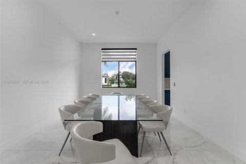 Villa ou maison à vendre à Southwest Ranches, Floride: 6 chambres, 525.92 m2 № 2011889 - photo 8