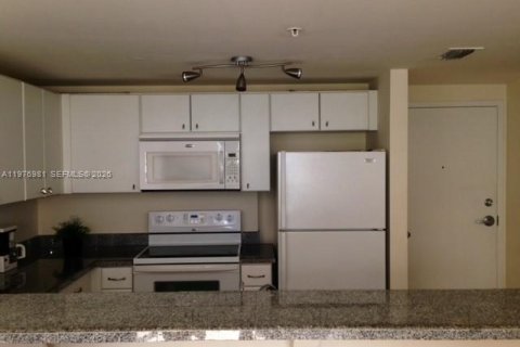 Copropriété à vendre à Miami, Floride: 1 chambre, 56.21 m2 № 2052637 - photo 4