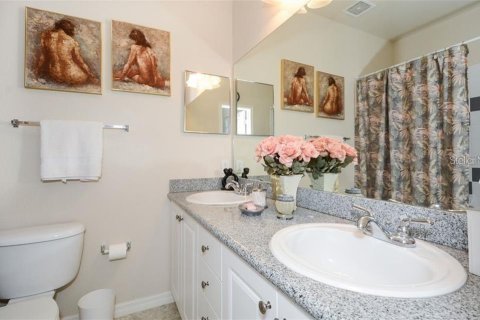 Townhouse in University Park, Florida 2 bedrooms, 108.51 sq.m. № 1720651 - photo 14