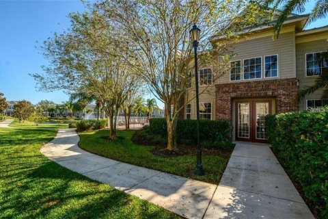 Townhouse in University Park, Florida 2 bedrooms, 108.51 sq.m. № 1720651 - photo 25