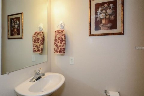 Townhouse in University Park, Florida 2 bedrooms, 108.51 sq.m. № 1720651 - photo 5