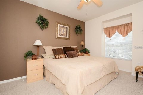 Townhouse in University Park, Florida 2 bedrooms, 108.51 sq.m. № 1720651 - photo 12