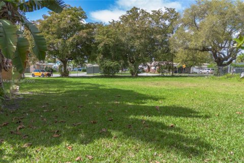 House in Miami, Florida № 1861269 - photo 9
