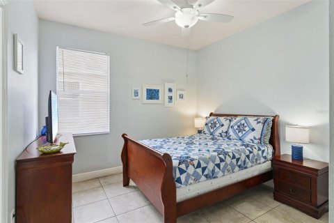 House in Haines City, Florida 4 bedrooms, 168.25 sq.m. № 2400174 - photo 25