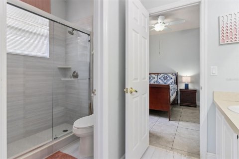 House in Haines City, Florida 4 bedrooms, 168.25 sq.m. № 2400174 - photo 28