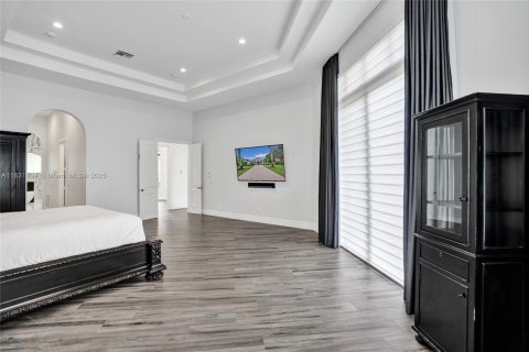 Купить виллу или дом в Дейви, Флорида 5 спален, 411.19м2, № 1809713 - фото 25