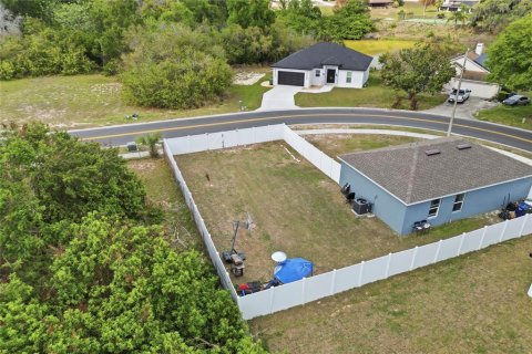 Casa en venta en Winter Haven, Florida, 3 dormitorios, 92.9 m2 № 2145520 - foto 11