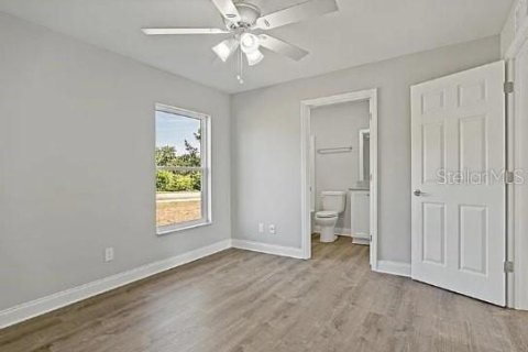 Casa en venta en Winter Haven, Florida, 3 dormitorios, 92.9 m2 № 2145520 - foto 4