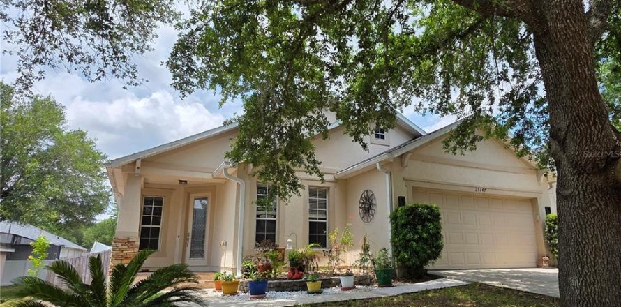 Casa en Sorrento, Florida 3 dormitorios, 164.99 m2 № 2232187