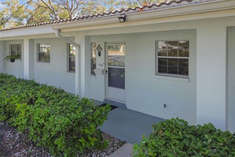 Condo in Seminole, Florida, 2 bedrooms  № 1425483 - photo 1
