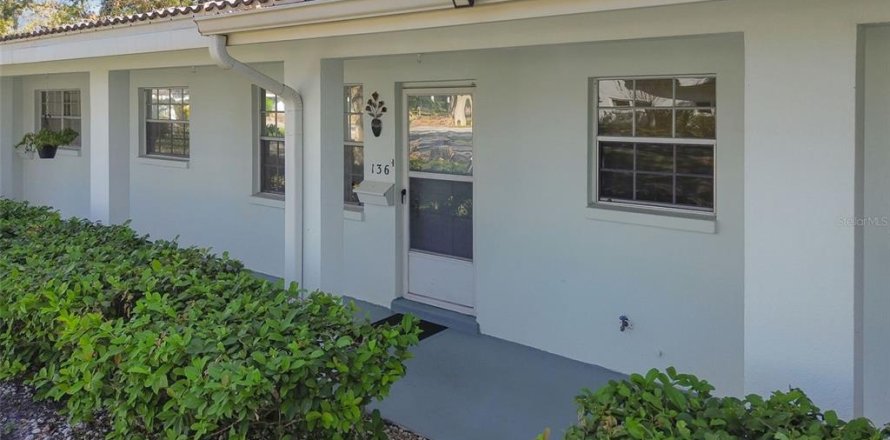 Condo in Seminole, Florida, 2 bedrooms  № 1425483