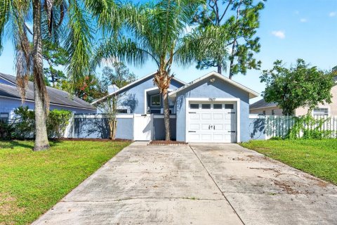 House in Orlando, Florida 3 bedrooms, 116.69 sq.m. № 2419569