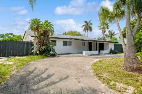 House in Boynton Beach, Florida 3 bedrooms, 131.83 sq.m. № 1100737 - photo 1