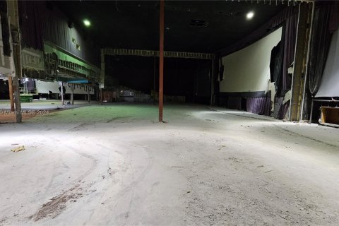 Купить коммерческую недвижимость в Хайалиа, Флорида № 2039975 - фото 6