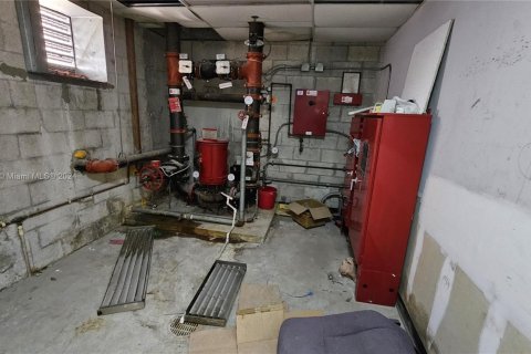 Купить коммерческую недвижимость в Хайалиа, Флорида № 2039975 - фото 15