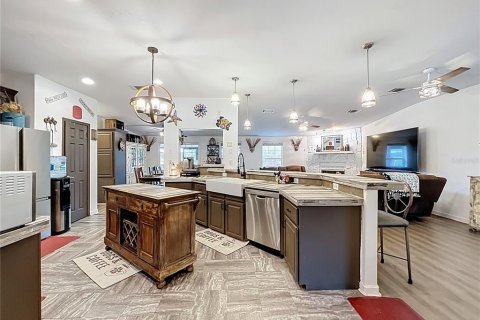 Casa en venta en Eustis, Florida, 4 dormitorios, 286.88 m2 № 1898996 - foto 30