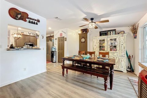 Casa en venta en Eustis, Florida, 4 dormitorios, 286.88 m2 № 1898996 - foto 24