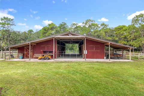 Casa en venta en Eustis, Florida, 4 dormitorios, 286.88 m2 № 1898996 - foto 3