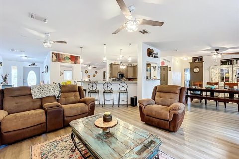 Casa en venta en Eustis, Florida, 4 dormitorios, 286.88 m2 № 1898996 - foto 22