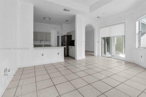 Casa en alquiler en Doral, Florida, 4 dormitorios, 183.39 m2 № 2025532 - foto 17