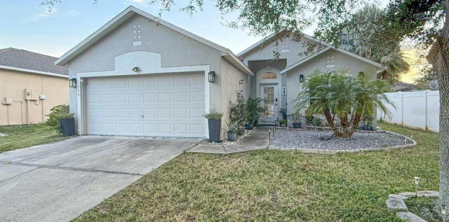 Casa en Haines City, Florida 3 dormitorios, 134.06 m2 № 1901440