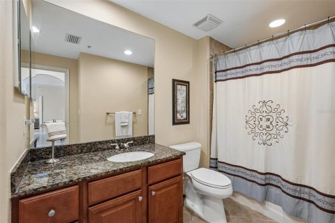 Condo in Bradenton, Florida, 2 bedrooms  № 2347648 - photo 23