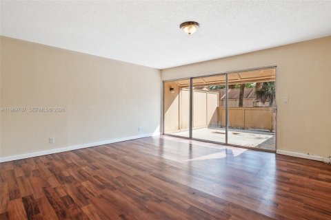 Apartamento en alquiler en Plantation, Florida, 3 dormitorios, 164.44 m2 № 2030625 - foto 11
