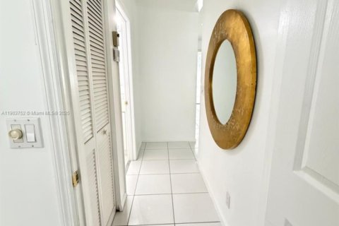 Copropriété à louer à Boynton Beach, Floride: 3 chambres, 181.35 m2 № 1955833 - photo 21