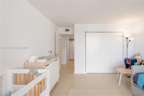 Copropriété à vendre à Miami, Floride: 2 chambres, 147.06 m2 № 1983652 - photo 24