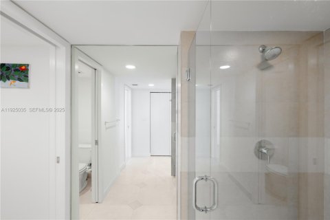Copropriété à vendre à Miami, Floride: 2 chambres, 147.06 m2 № 1983652 - photo 19