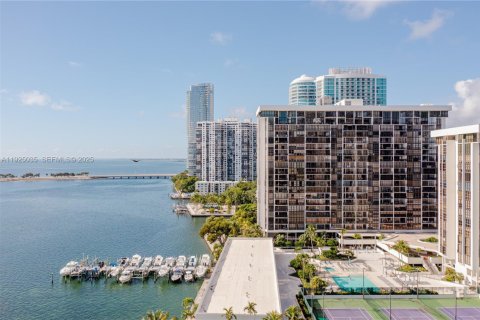 Copropriété à vendre à Miami, Floride: 2 chambres, 147.06 m2 № 1983652 - photo 29